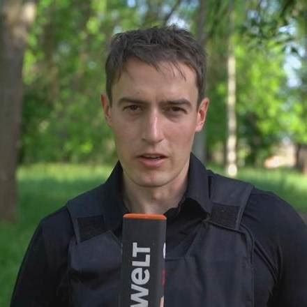 max hermes journalist alter|Als Reporter in der Ukraine .